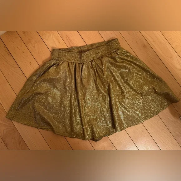 Glam Flowy Shorts with Pockets 🩳 - Picture 3 of 10